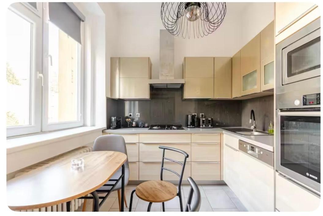 Apartman L Praha Centrum Екстериор снимка